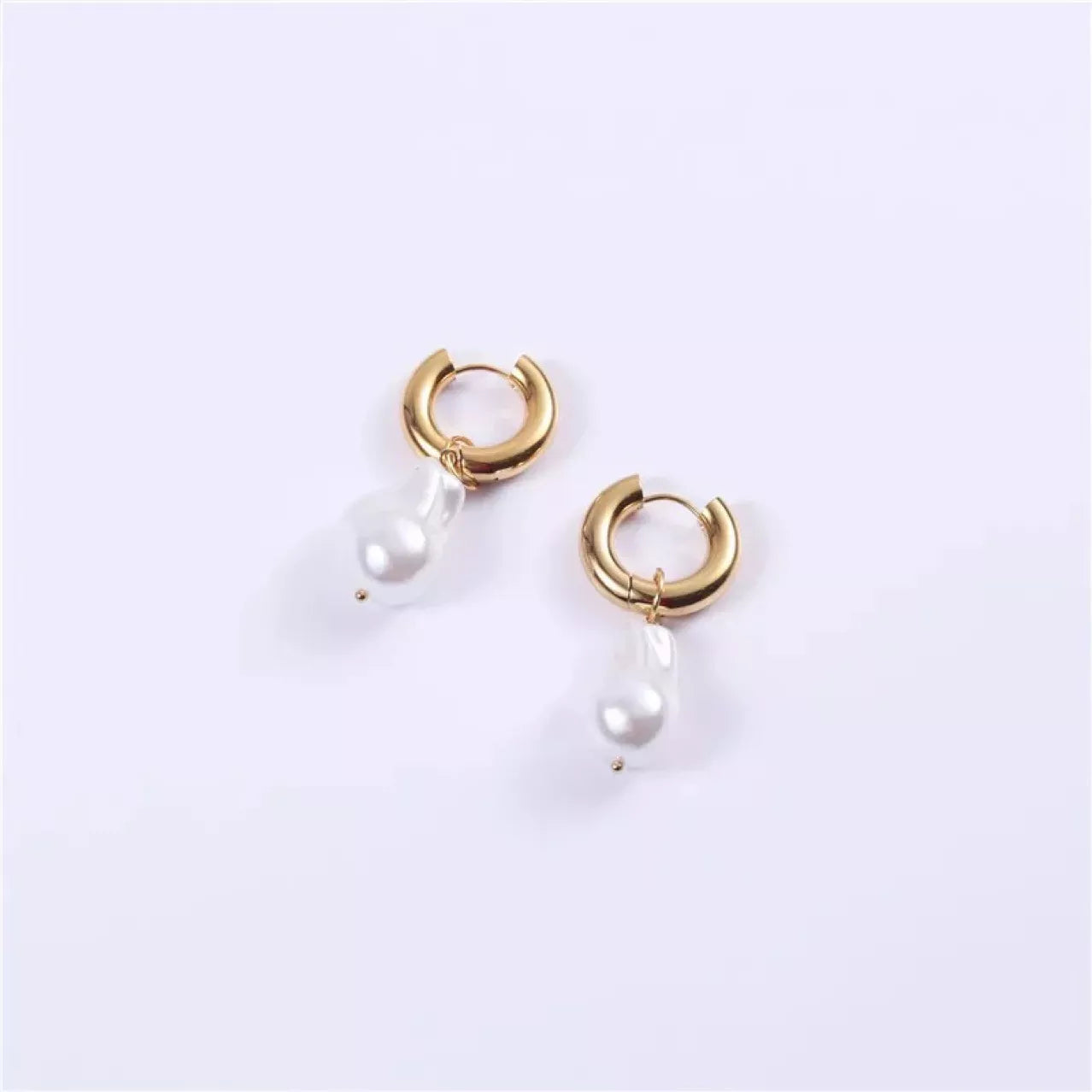 Gisou Pearl Earrings